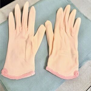 Blush Vintage Gloves